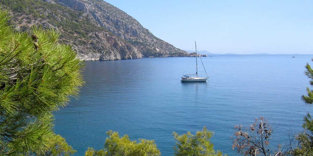 Blue water sailing Sailing holidays and bareboat charter